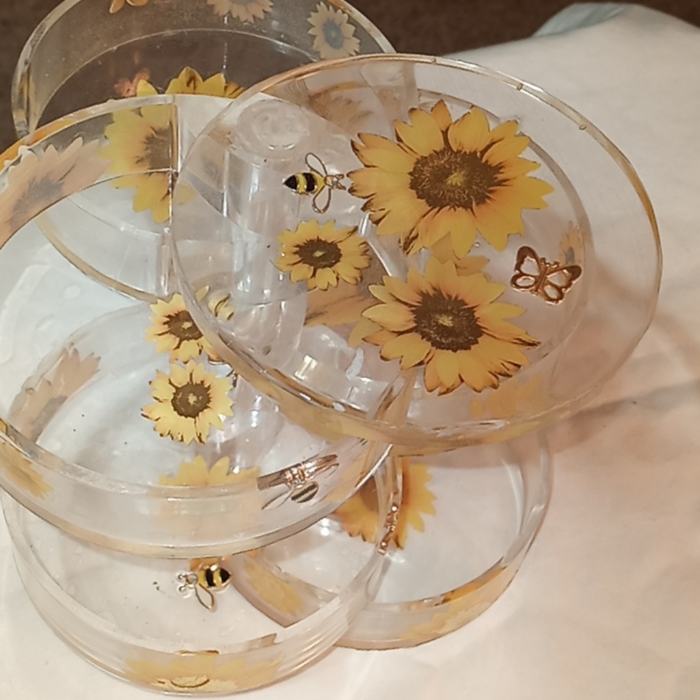 5 tiered jewlery/office supply/makeup organizer